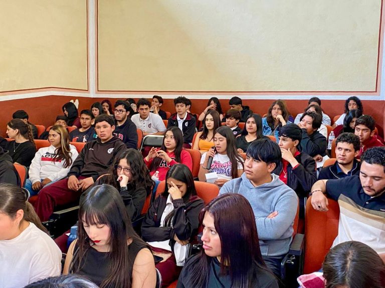 Impulsan profesionalización del sector turístico de Guadalupe y Sombrerete