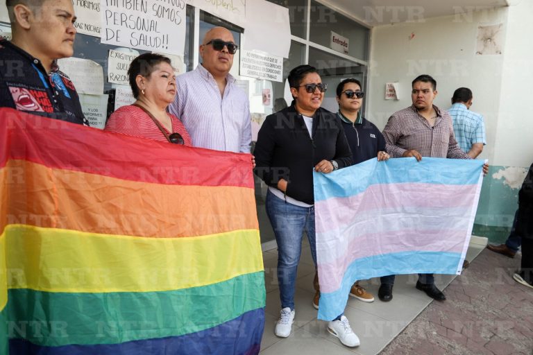 Protesta colectivo LGBTTTIQ+ por enfermero discriminado