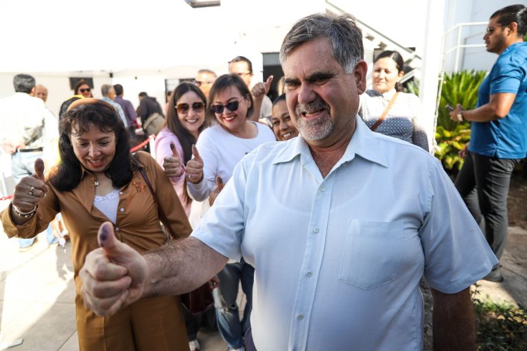 Gana Aréchiga en elección de SPAUAZ