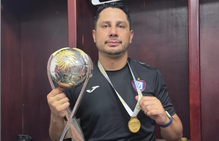 Jesús Salcedo Murillo, campeón de campeones con Tepatitlán FC