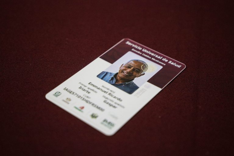 Registran a 280 de 2 mil adultos de 85+ en salud universal