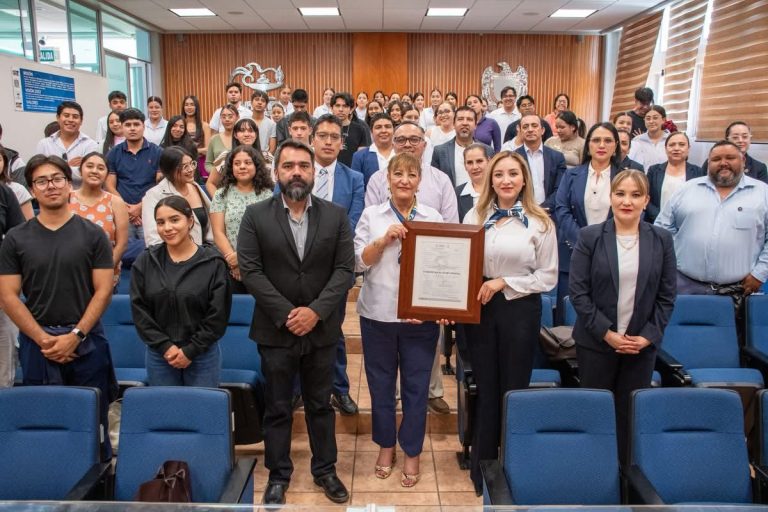 Unidad Académica de Enfermería recibe registro nacional
