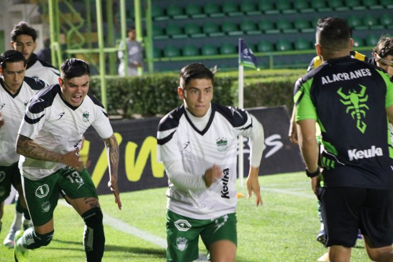 Zacatecanos avanzan a la final de la Liga Premier con Alacranes de Durango