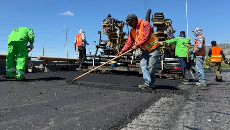 Supervisa Pepe Saldívar obras de reencarpetamiento en tránsito pesado