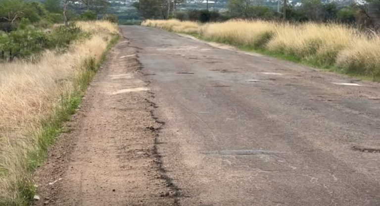 Arranca bacheo en carretera de Tlaltenango