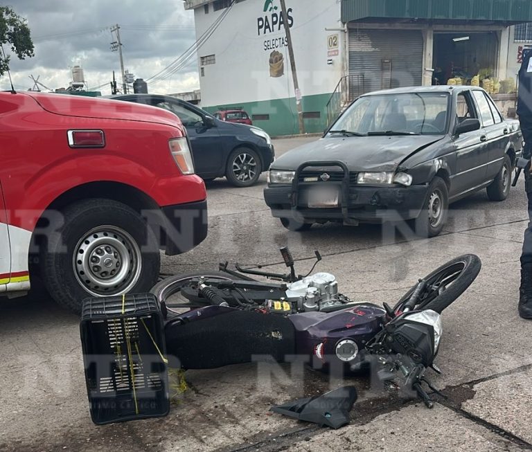 Chocan en la Central de Abastos; hay un lesionado