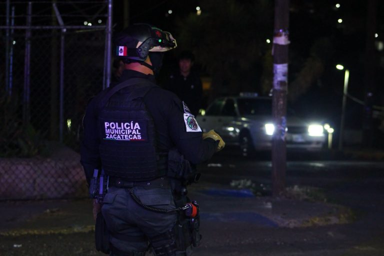 Detienen a menor por narcomenudeo