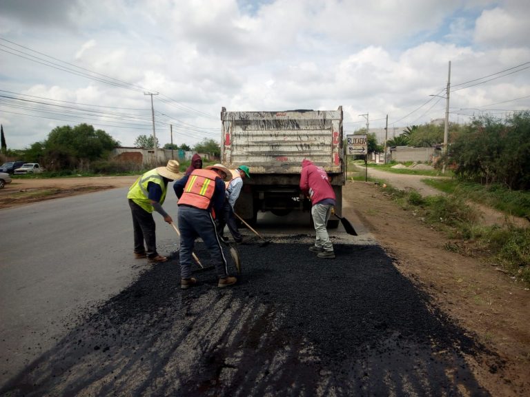 Rehabilitan tramo carretero Tacoaleche-Casa Blanca