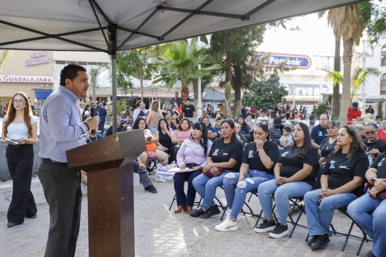 Concluyen cursos de Centros de Desarrollo Comunitario