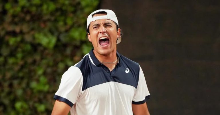 Alan Magadán avanza a cuartos de final en Challenger de Quito