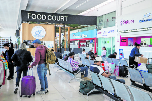 Cae 3% flujo de pasajeros en central