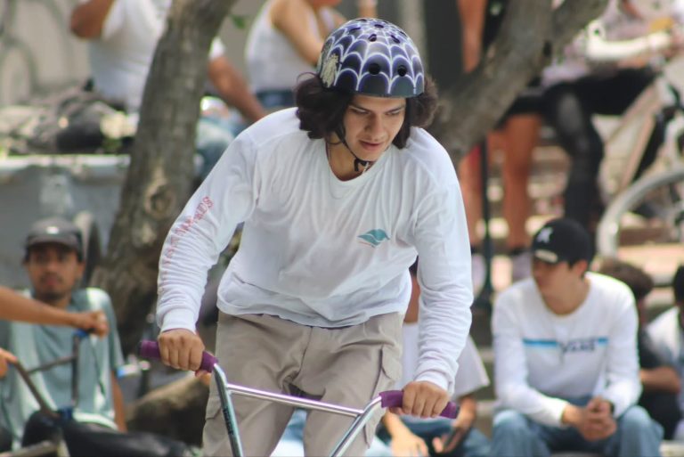 Carlos Botello termina entre los mejores del Guadalajara Xtreme BMX Contest