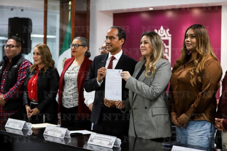 Termina de pagar Pepe Salvidar crédito adquirido por Roberto Luévano