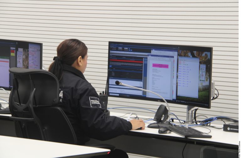 Suben 70% llamadas falsas al 911 durante vacaciones
