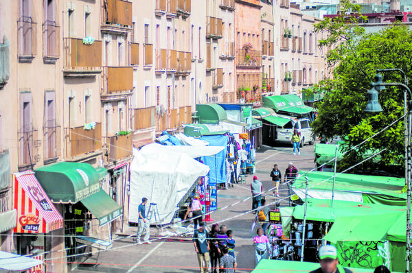 Violencia baja cortinas de negocios del Centro Histórico