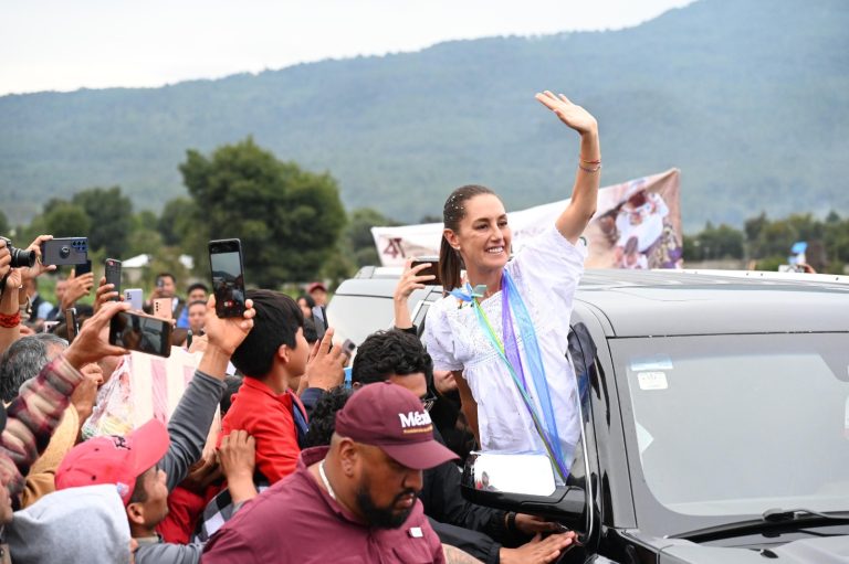 Visita CSP Michoacán; lleva anuncios de educación, vivienda, salud y desarrollo social