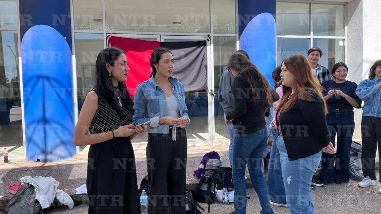 Toman campus Fresnillo estudiantes de Psicología UAZ