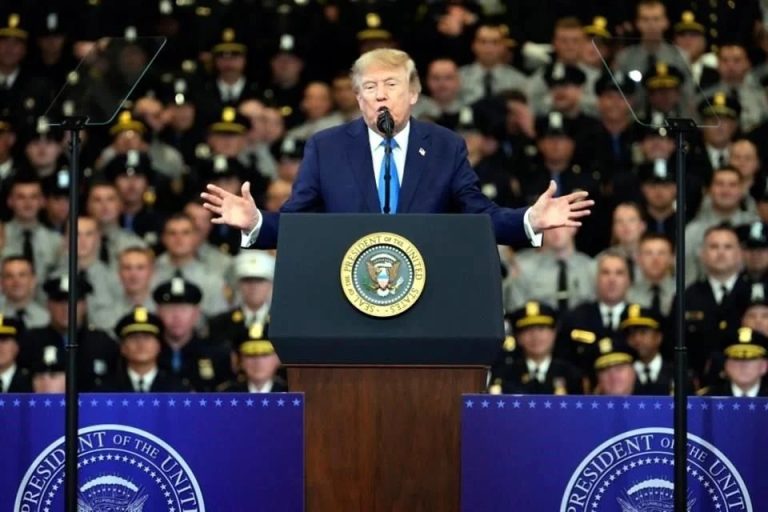 Afirma Trump que declarará Ormuz territorio de EU