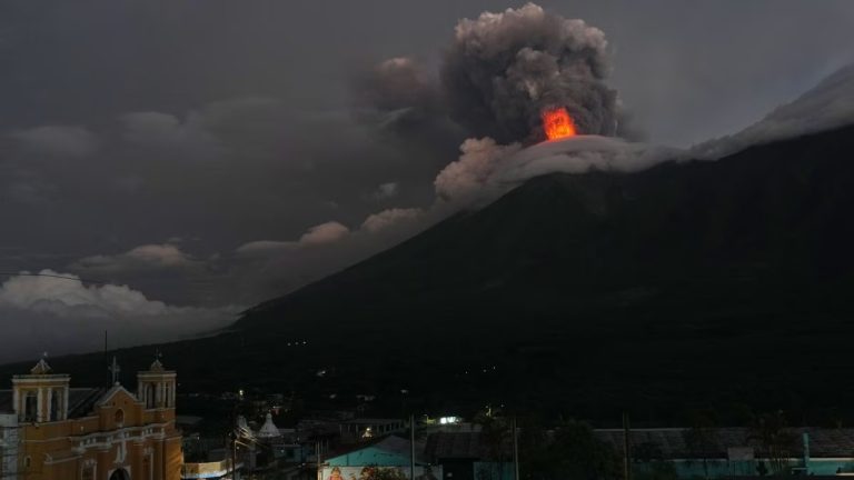 Alerta en Guatemala por erupción del Volcán de Fuego