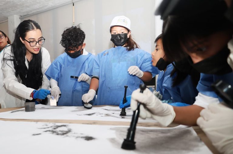 Participan 150 pequeños investigadores en curso de verano