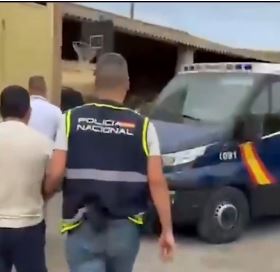 Cae célula del CJNG en España; traficaban droga en vainilla
