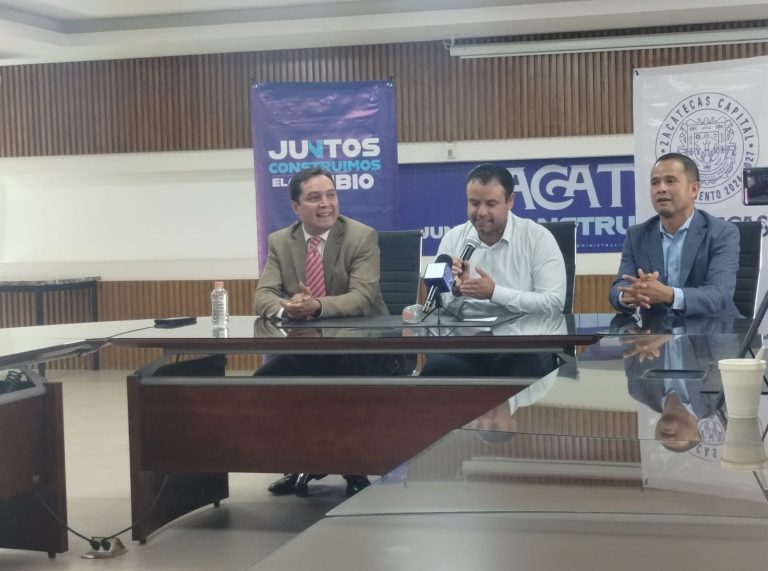 Básico que todo ciudadano tenga su identidad tributaria: Alfonso del Real