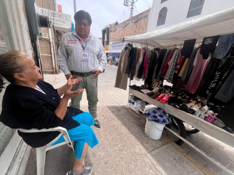 Crece comercio informal en el municipio