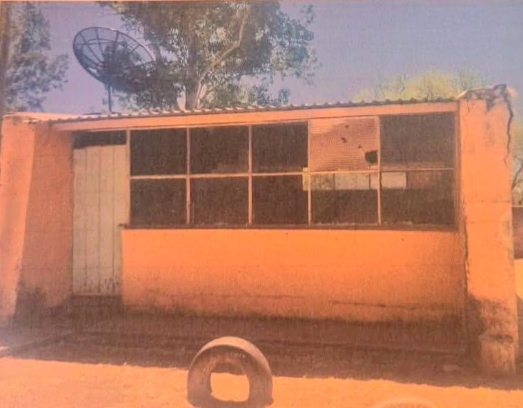 Denuncian escuela en pésimas condiciones en Puerta de Cadena