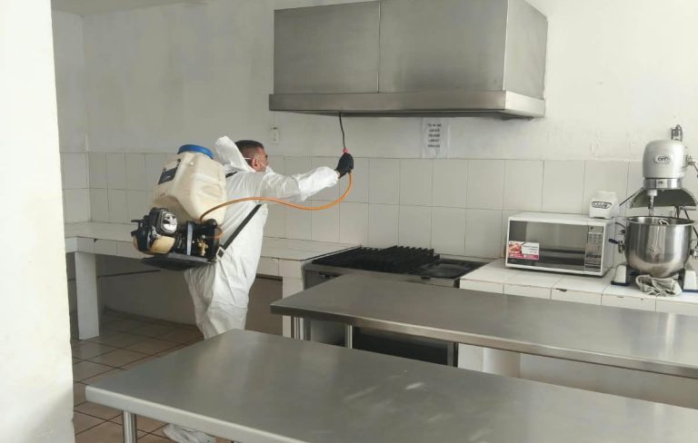 Fumigan Centros de Desarrollo Comunitario de Fresnillo