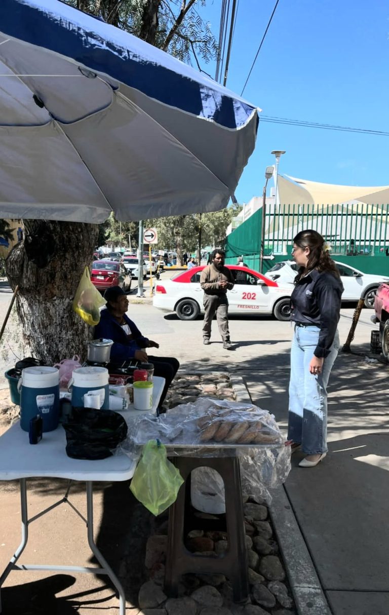 Intensifican vigilancia sanitaria en puestos de comida