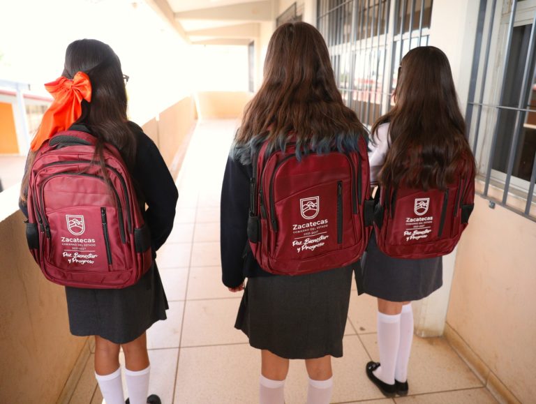 Regresan 400 mil alumnos a clases