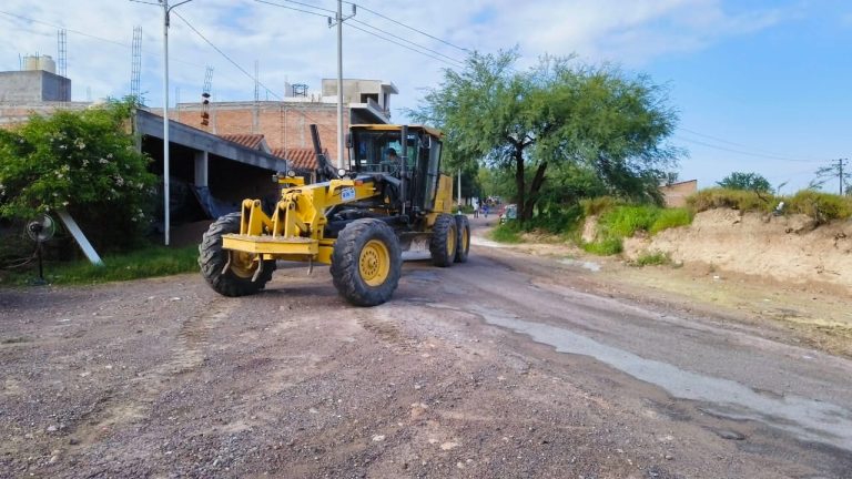 Rehabilitan Camino Real en Jalpa