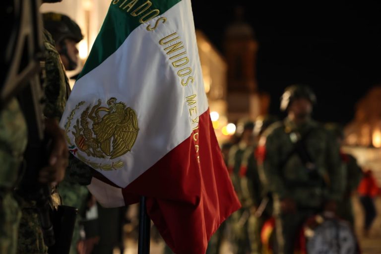 Llama gobernador a defender la soberanía