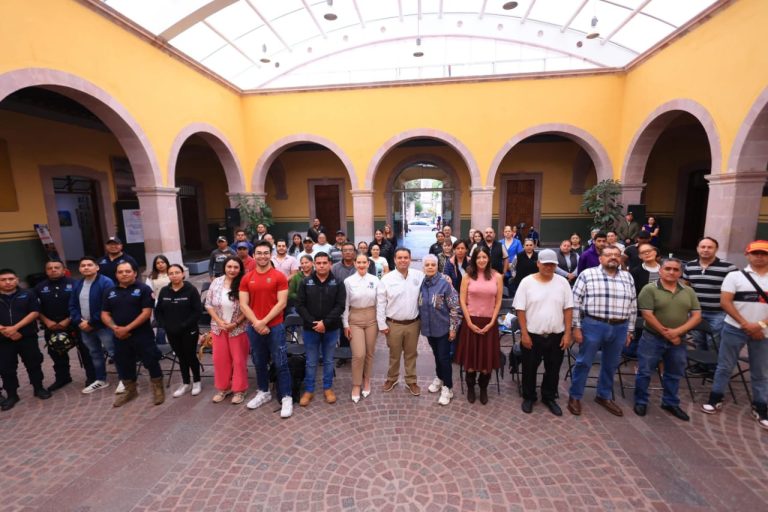 Capacitan a comerciantes del Centro Histórico en prevención de riesgos