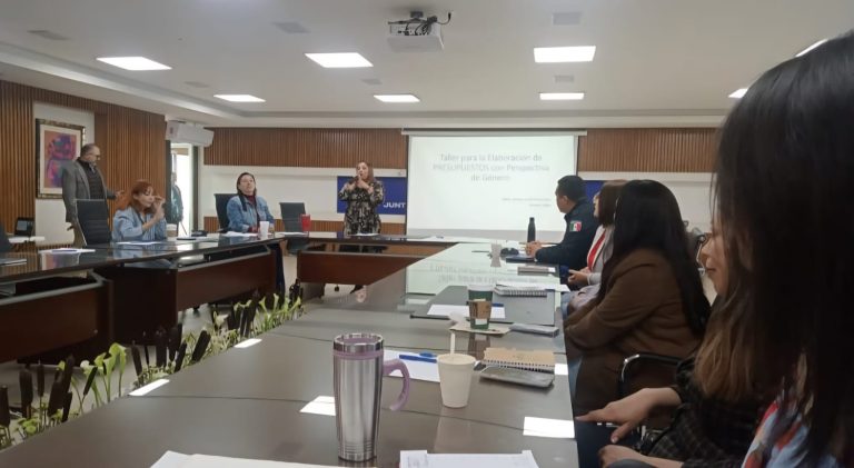 Realizan taller de presupuestos con perspectiva de género