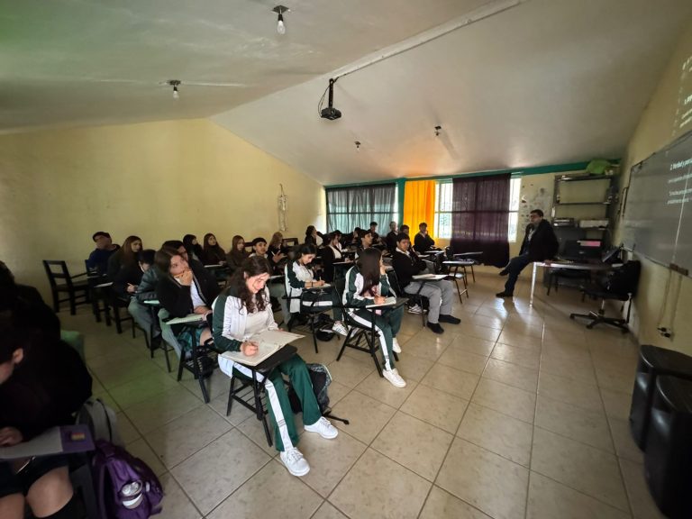 Incorpora Cobaez personal USAER a 17 planteles