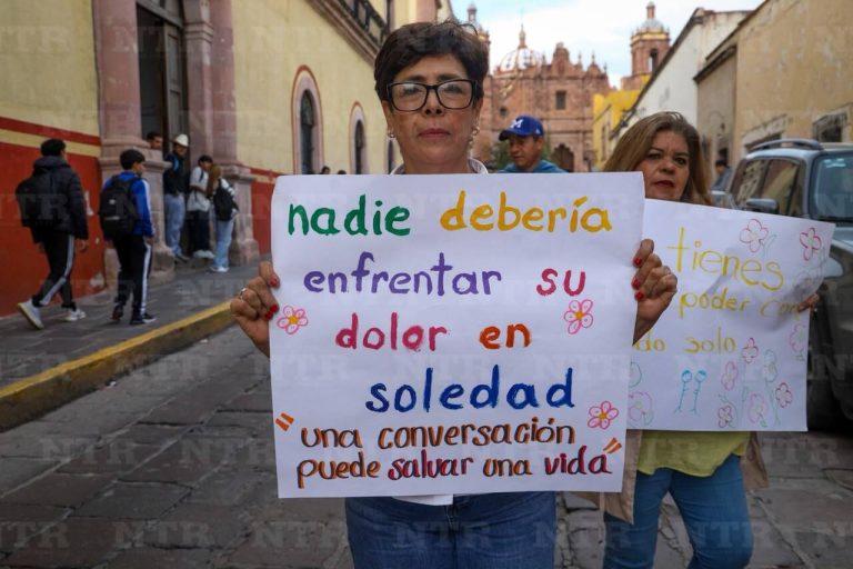 Marchan en el Día Mundial para la Prevención del Suicidio