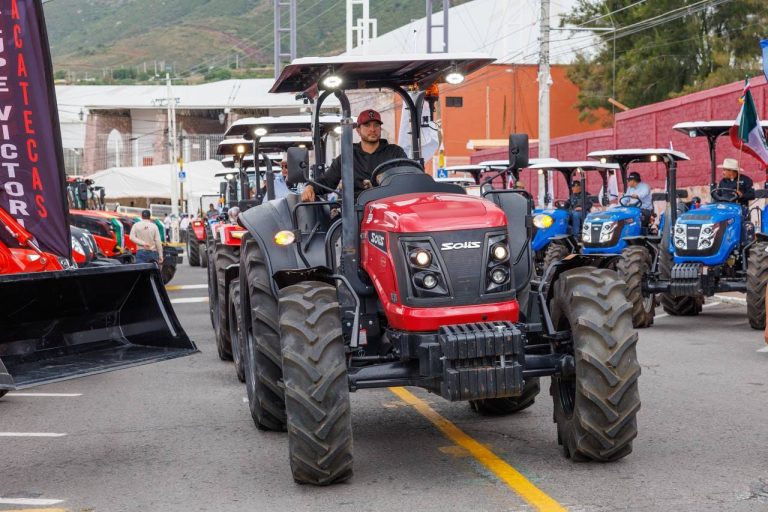 Entregarán 400 tractores durante Gran Expo Agropecuaria