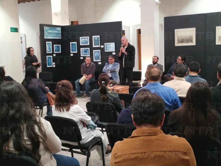 Investigadores presentan Álbum fotográfico de la Quemada