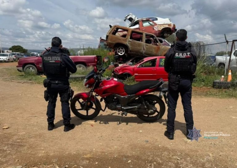 Recuperan motocicleta en la López Velarde