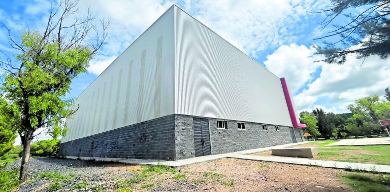 Tribunal exige pago de obras de ex alcaldesa de Fresnillo