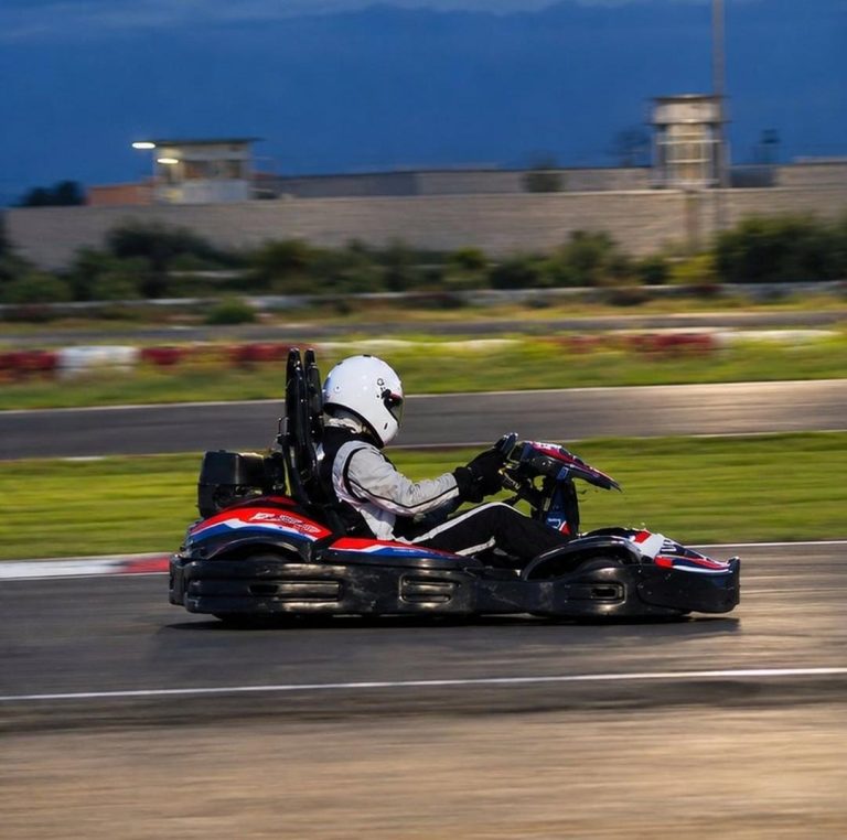 César Puente sube al podio en el karting potosino