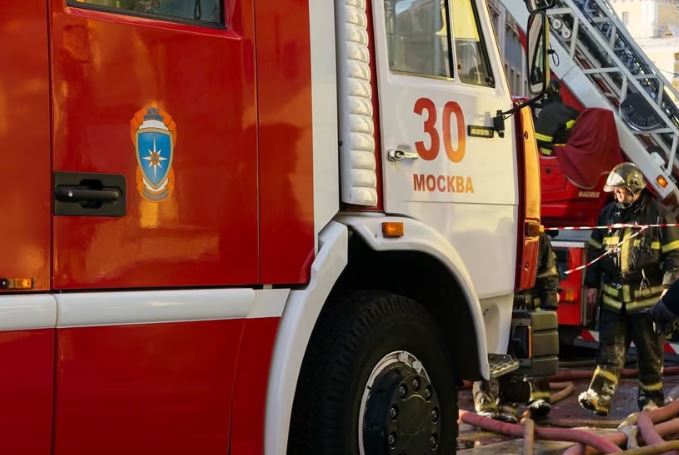 Deja 4 muertos incendio en centro comercial de Rusia