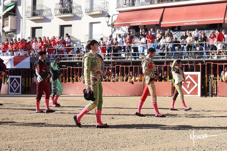 El valor de Ignacio Garibay se impone a una grave cornada en Arganda del Rey