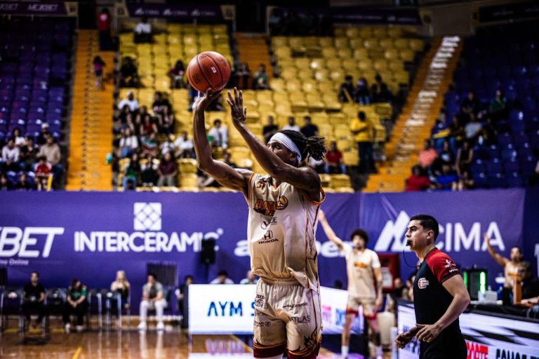 Escobedo suma otra aparición en la LNBP