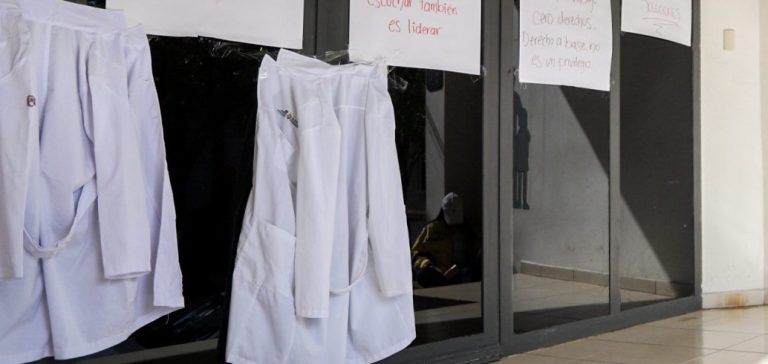 Exige el Sntsa al IMSS respetar jornada laboral
