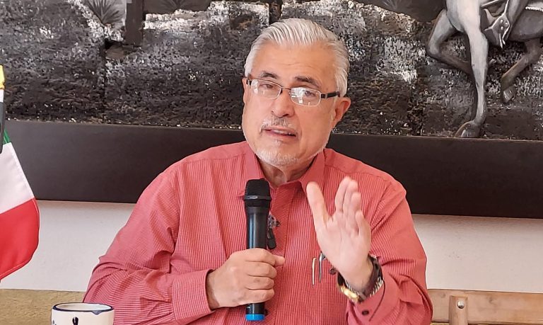 Cuestiona Narro encuesta de Morena y anuncia movilización