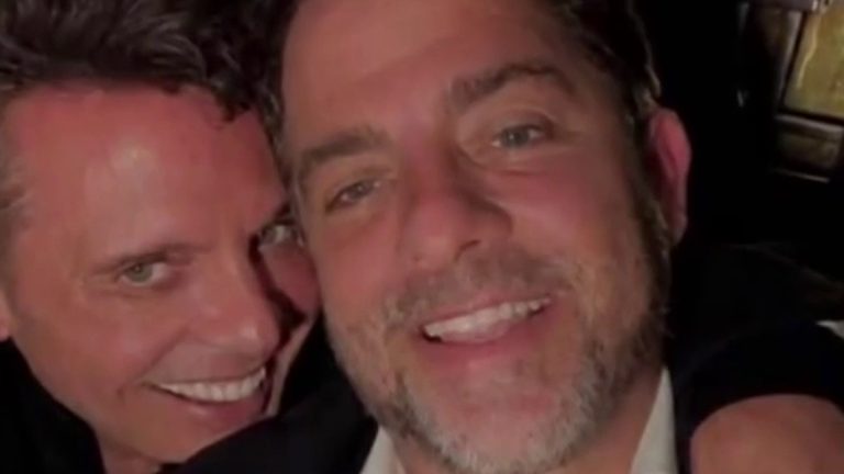 Presume Brett Ratner foto con Luismi