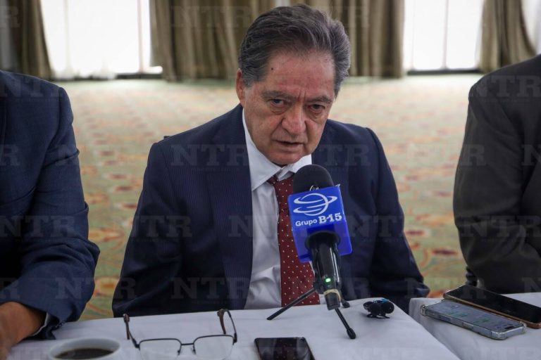 Reaparece Trejo; llamó a conformar una alianza opositora