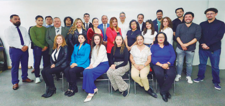 Ovaciones, un siglo de informar y mirar a México